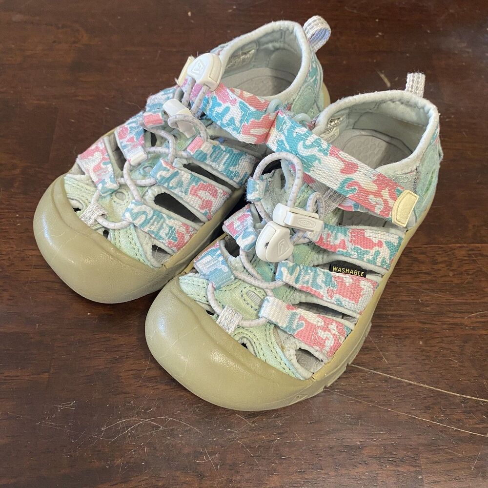 Keen Girls Water/Hiking Sandal Shoes Size 10 Pink/Teal Washable Adjustable